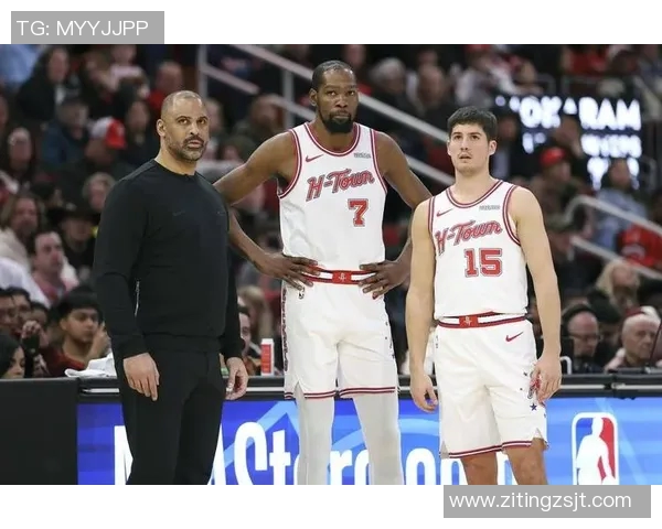 火箭险胜尼克斯，取得关键胜利